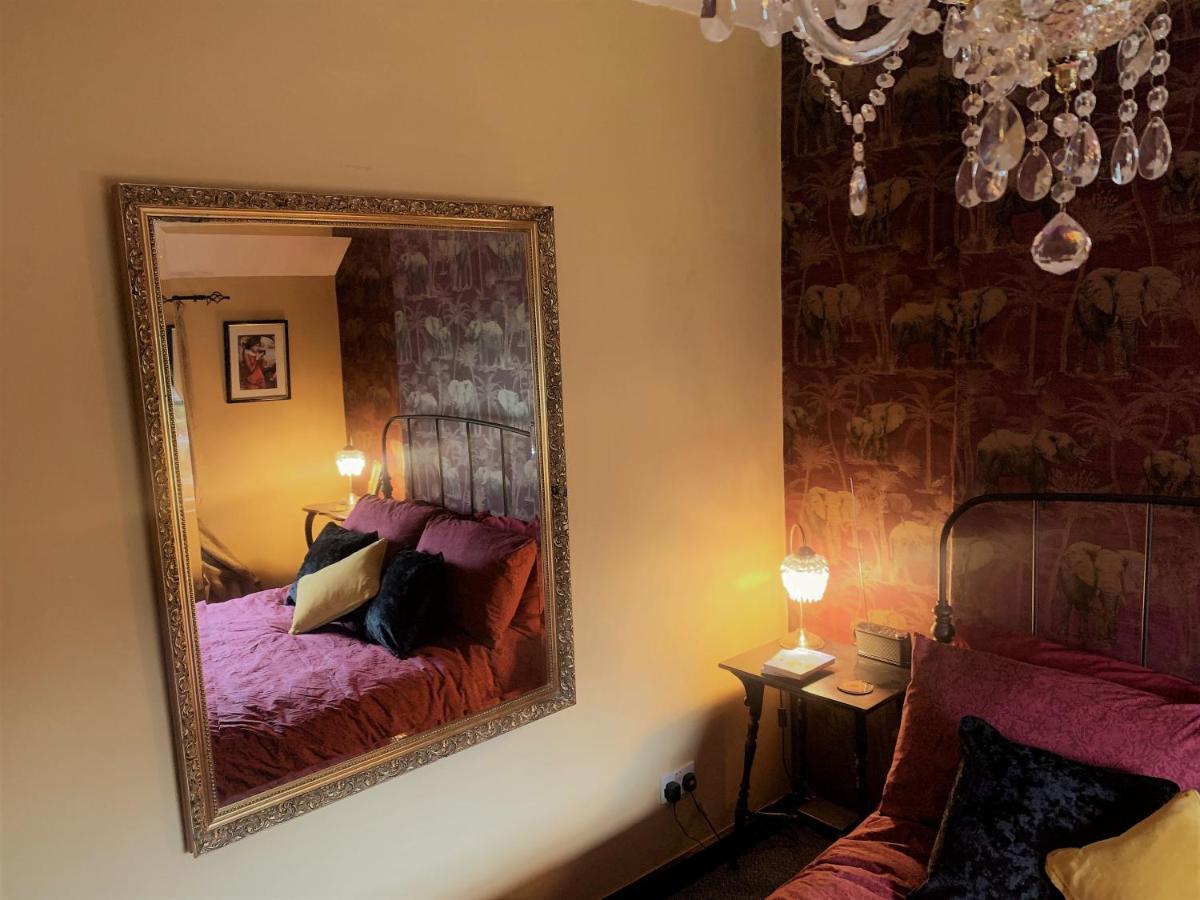 Bohemianbreezebreaks Bed & Breakfast Торнтън Дейл Екстериор снимка