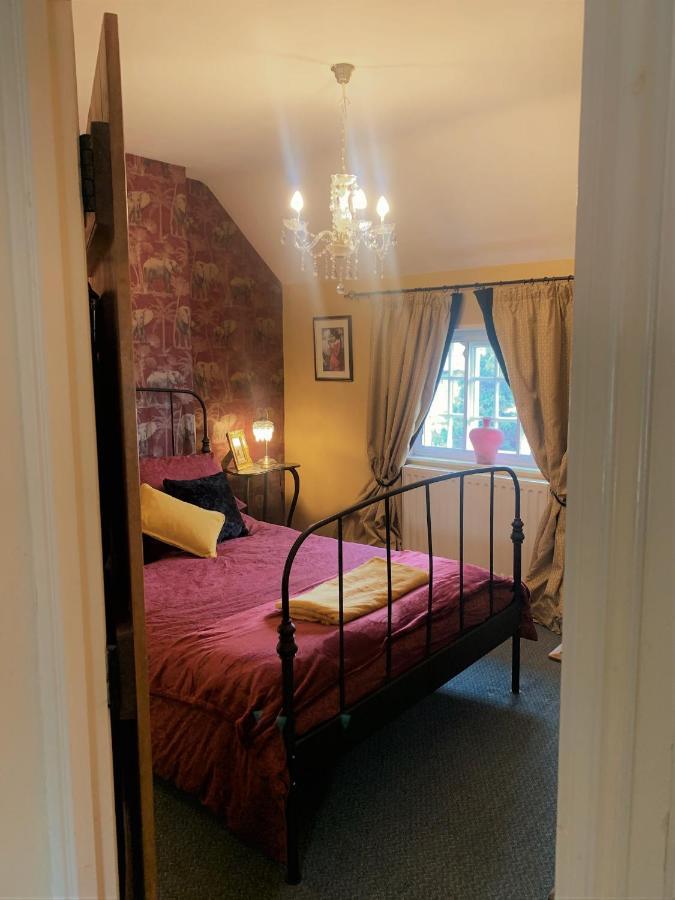 Bohemianbreezebreaks Bed & Breakfast Торнтън Дейл Екстериор снимка